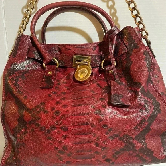 Michael kors burgundy Hamilton Python leather crossbody handbag - Picture 5 of 10
